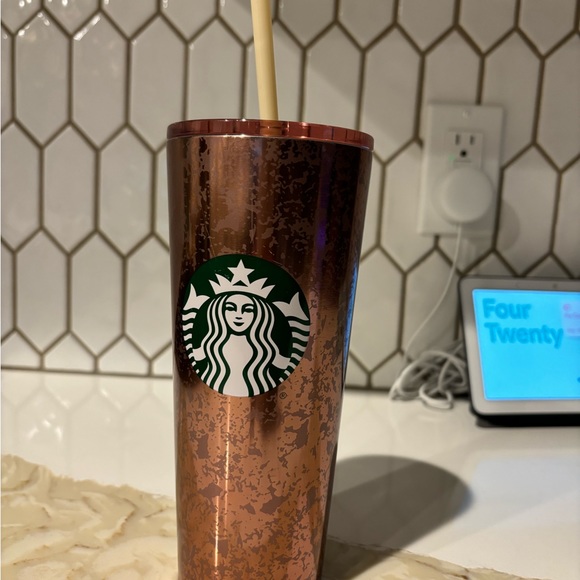 Rose Gold Starbucks Tumbler - EUC - Picture 2 of 3
